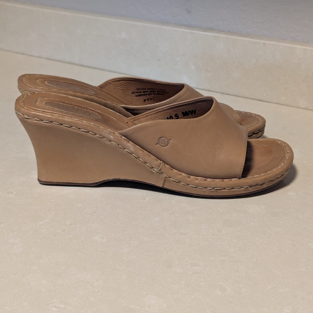 Born Tan Leather Wedges